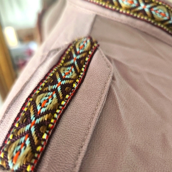 Free To Fly Button down - Picture 3 of 7